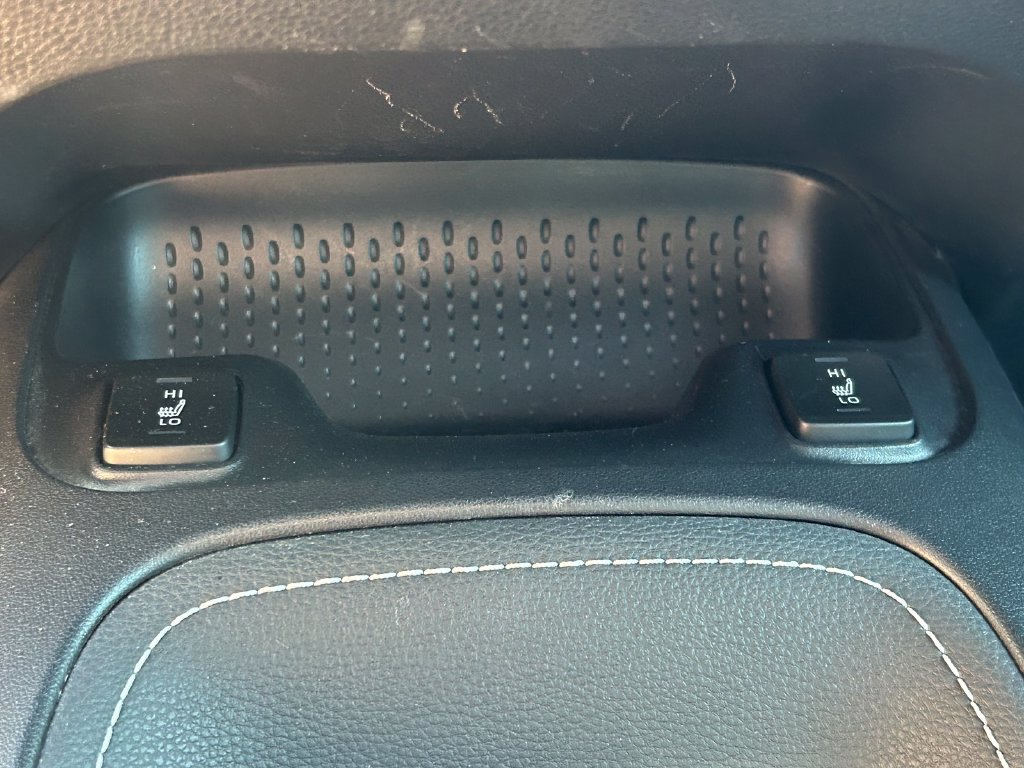 Used 2022 Toyota Corolla XSE FWD image 26