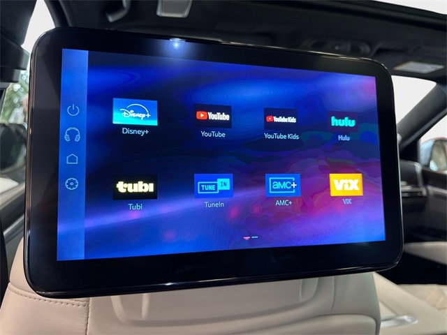 Used 2025 Cadillac Escalade V image 16