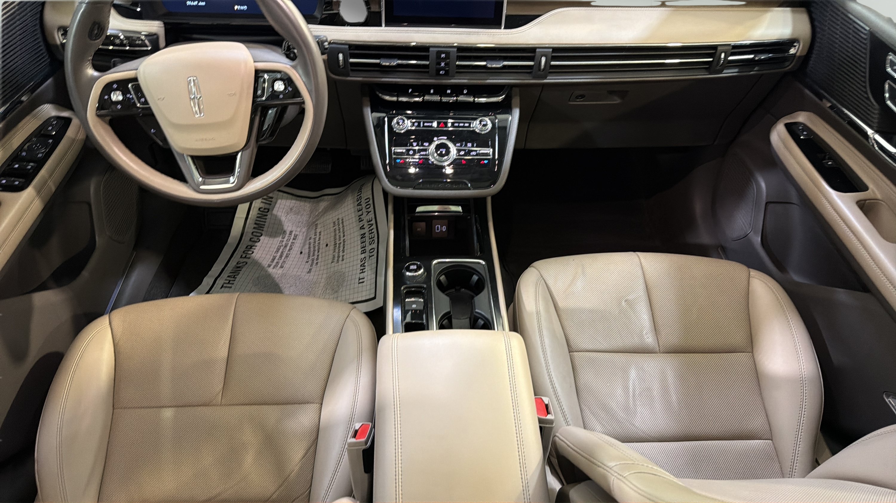 Used 2022 Lincoln Corsair Grand Touring AWD/4WD image 16