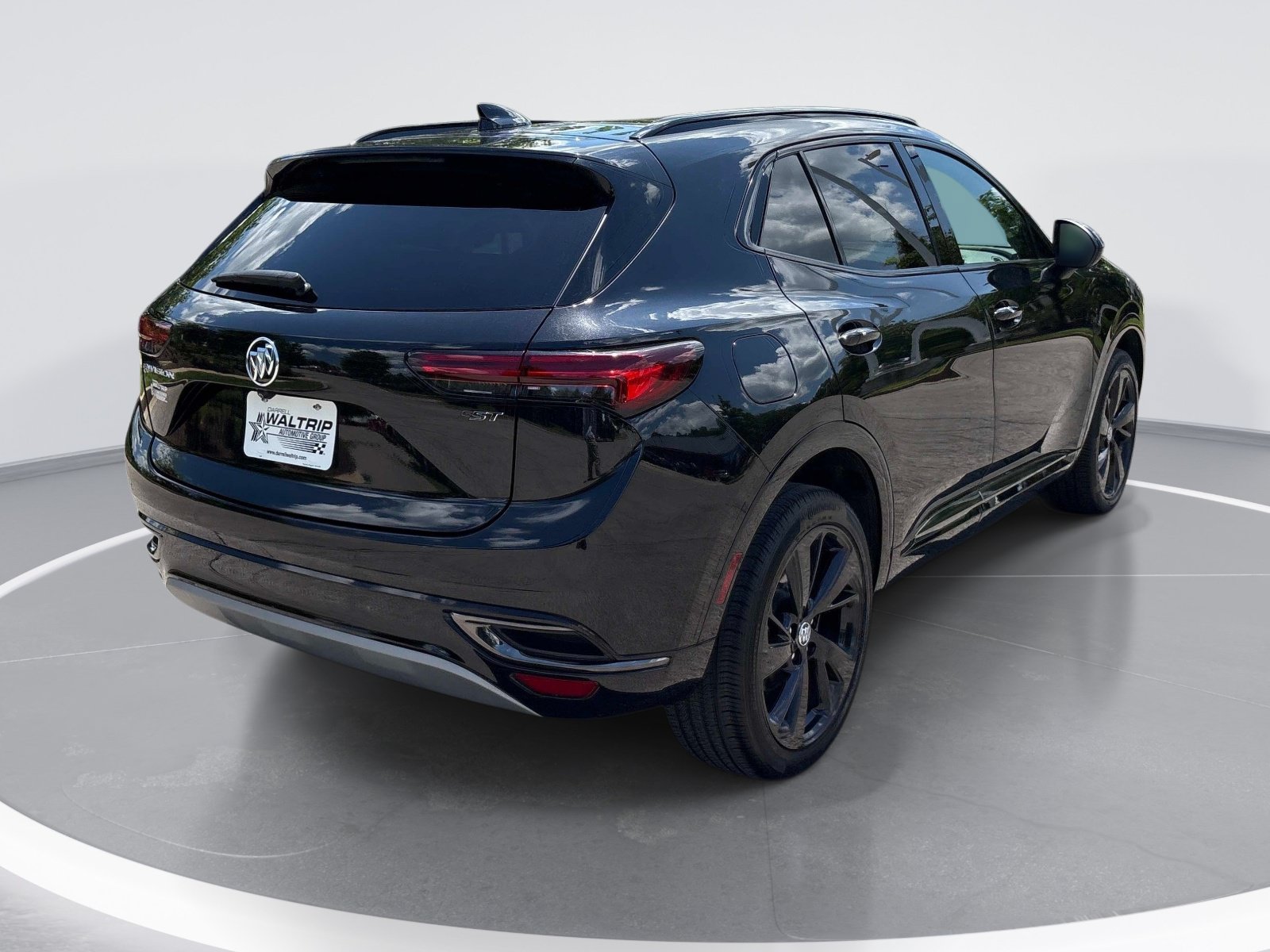 Used 2023 Buick Envision Essence w/ Sport Touring Package FWD image 8