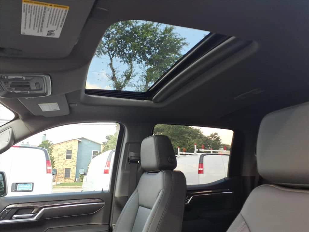 New 2026 Chevrolet Silverado 1500 LTZ w/ Technology Package RWD image 16