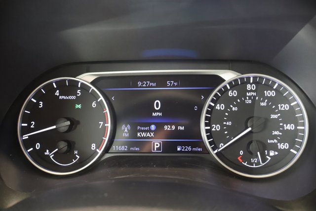 Used 2024 Nissan Sentra SV FWD image 15