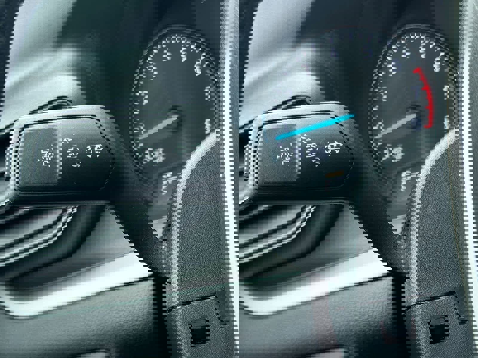 Certified 2022 Ford Explorer XLT image 27