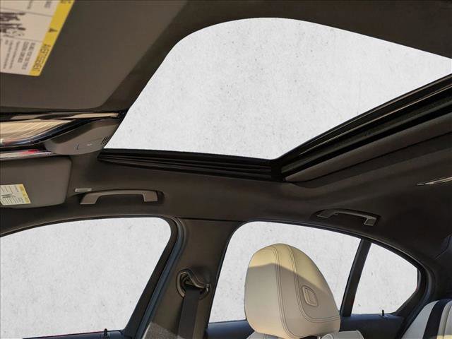 New 2026 BMW 330i xDrive Sedan w/ M Sport Package image 15