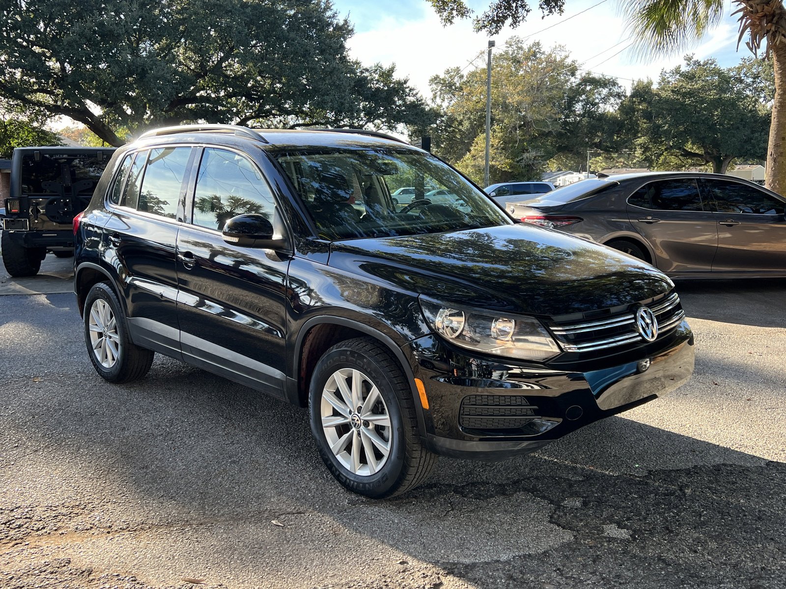 Used 2018 Volkswagen Tiguan Limited image 7