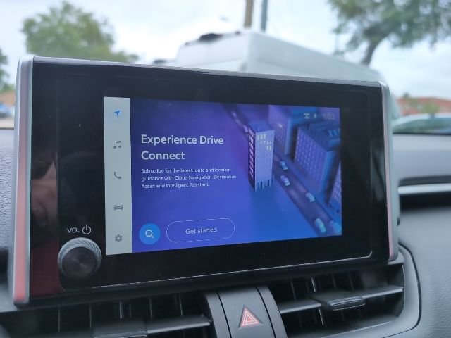 Used 2025 Toyota RAV4 XLE w/ Convenience Package image 13