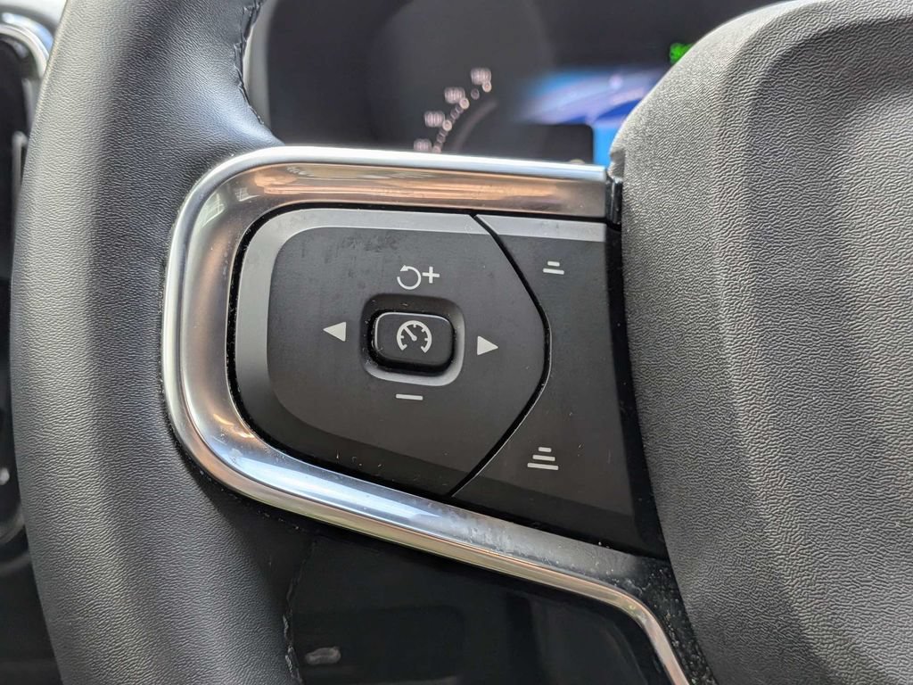 Certified 2023 Volvo XC40 Recharge Plus AWD/4WD image 35