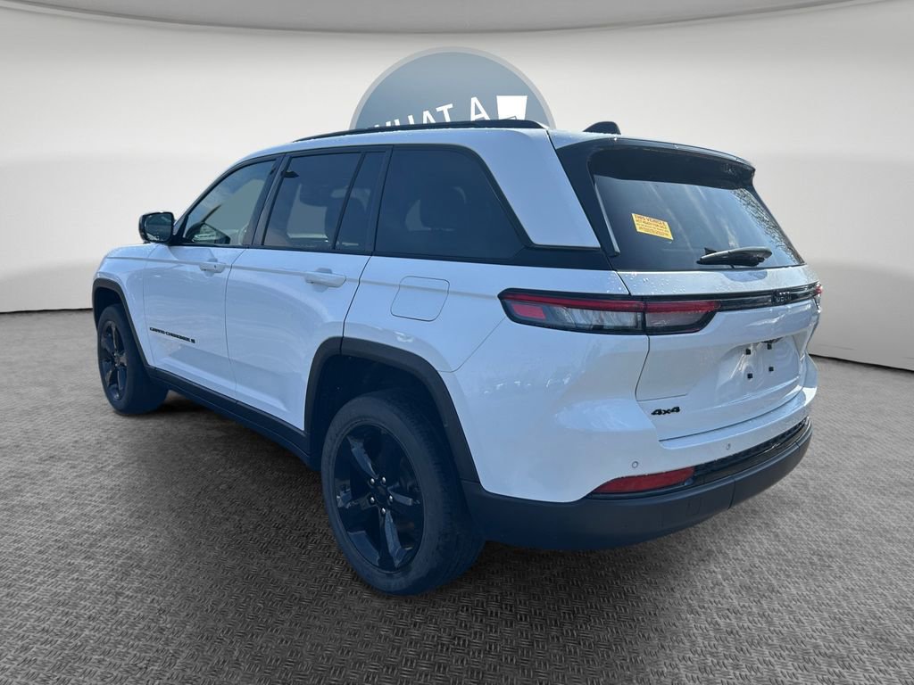 Certified 2023 Jeep Grand Cherokee Altitude image 6