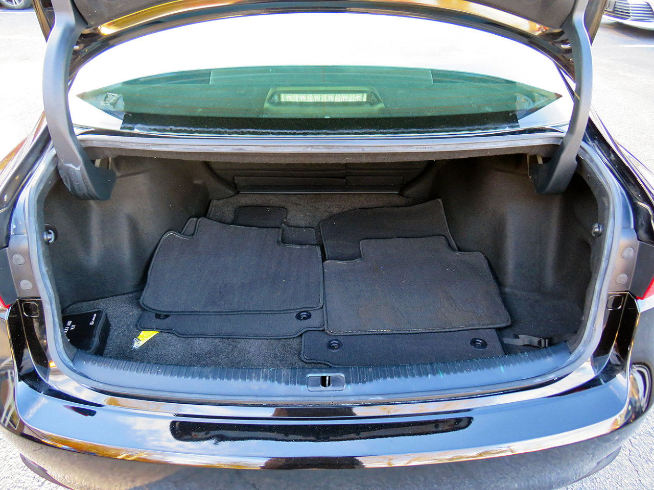 Used 2015 Lexus IS 350 w/ F-Sport Package image 16