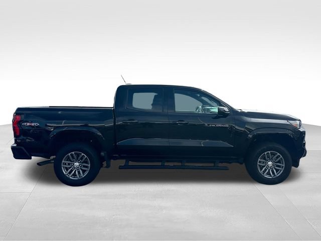 Certified 2024 Chevrolet Colorado LT w/ LT Convenience Package II AWD/4WD image 7