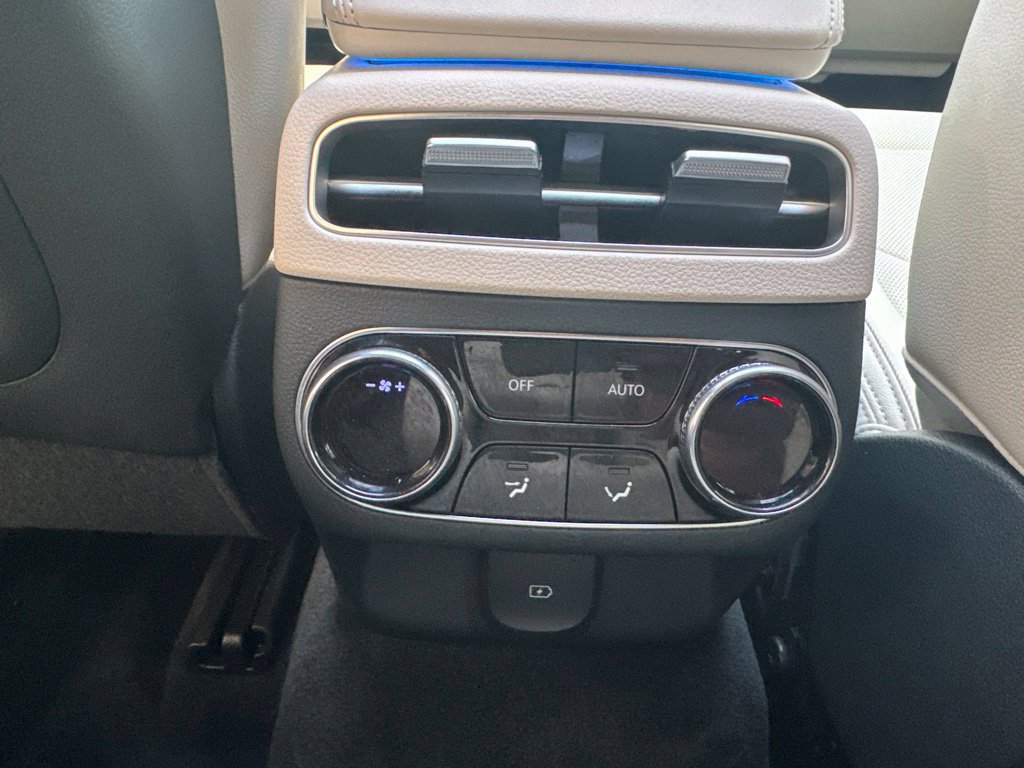 Used 2024 Genesis Electrified GV70 AWD/4WD image 29