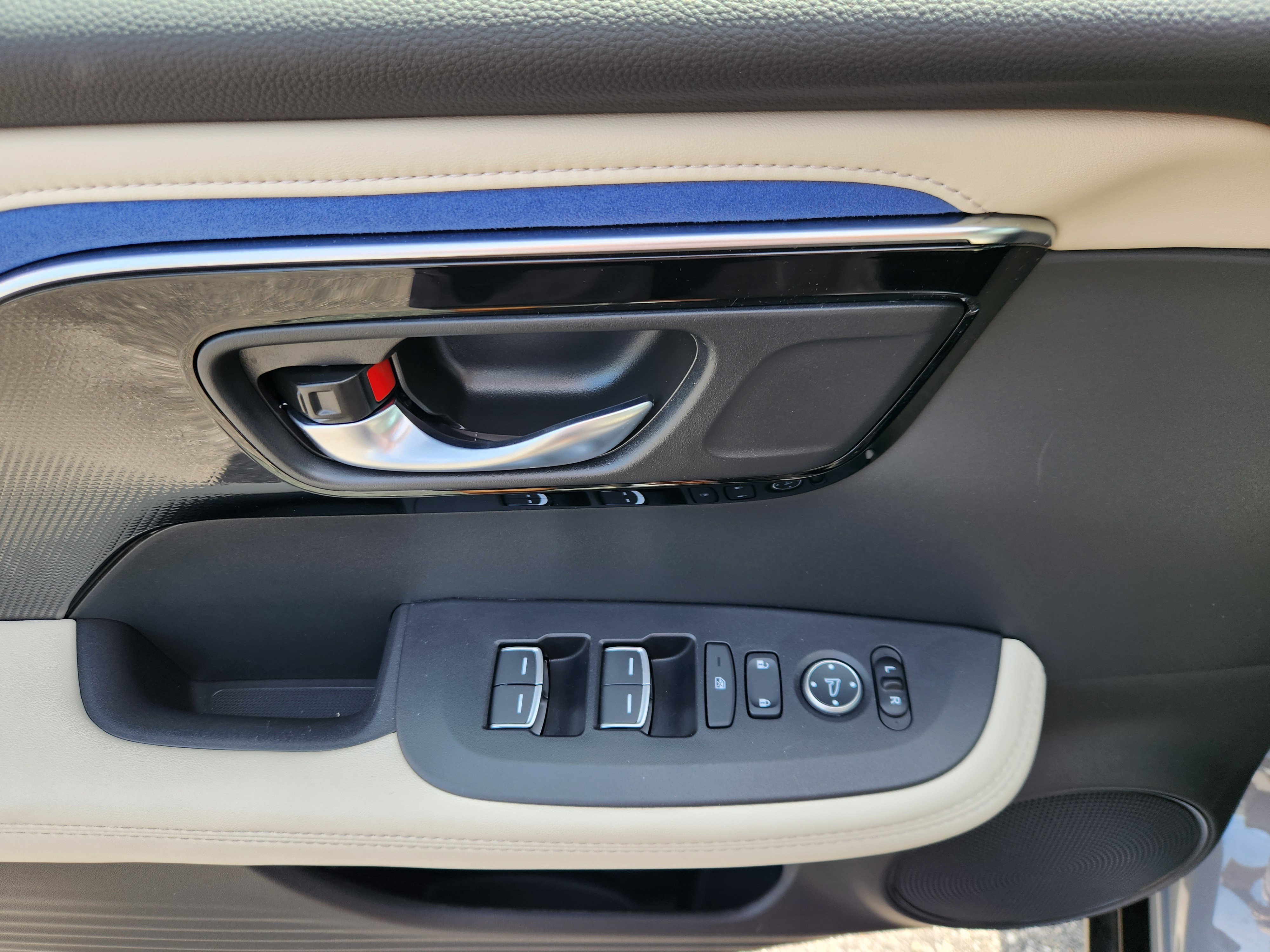 Certified 2025 Acura ADX A-Spec AWD/4WD image 17