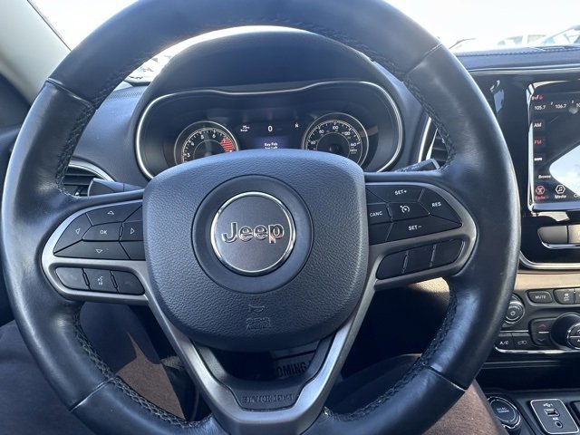 Used 2019 Jeep Cherokee Limited image 18