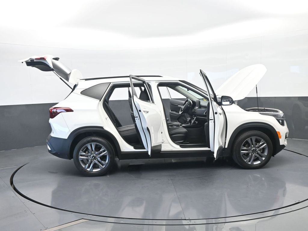 Used 2022 Kia Seltos S image 36