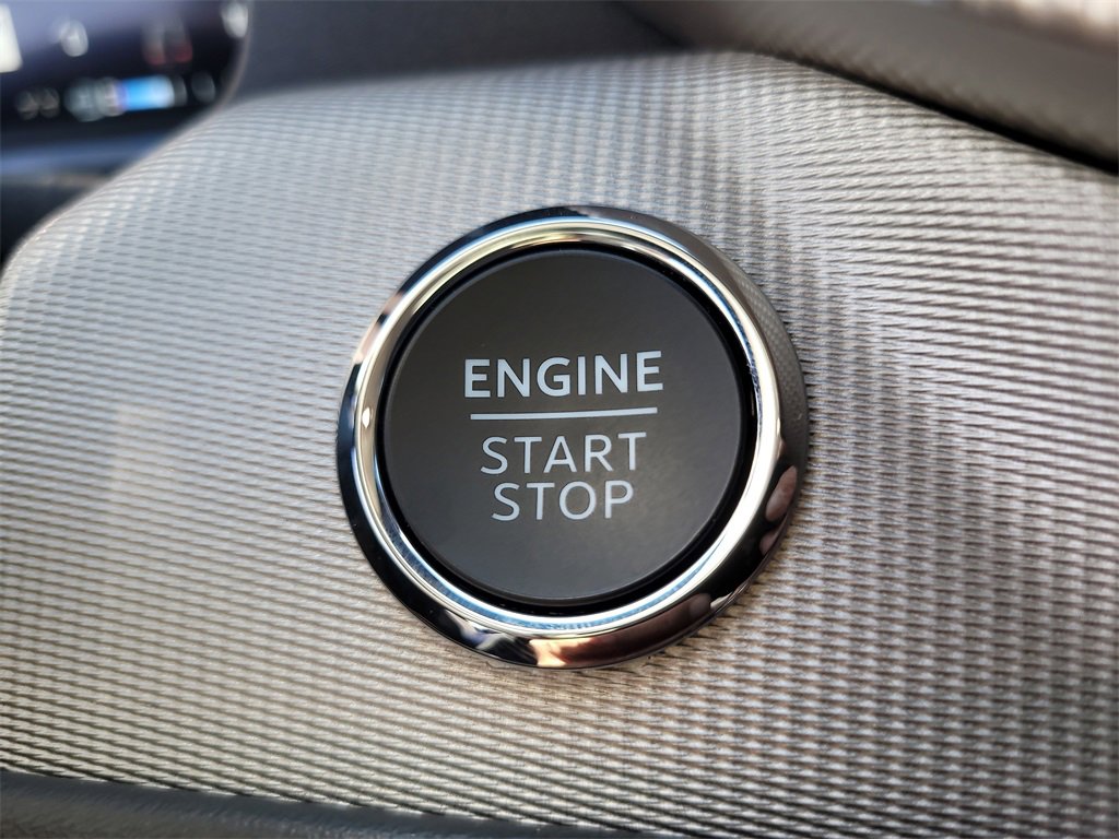 Used 2025 Ford Explorer Active image 27