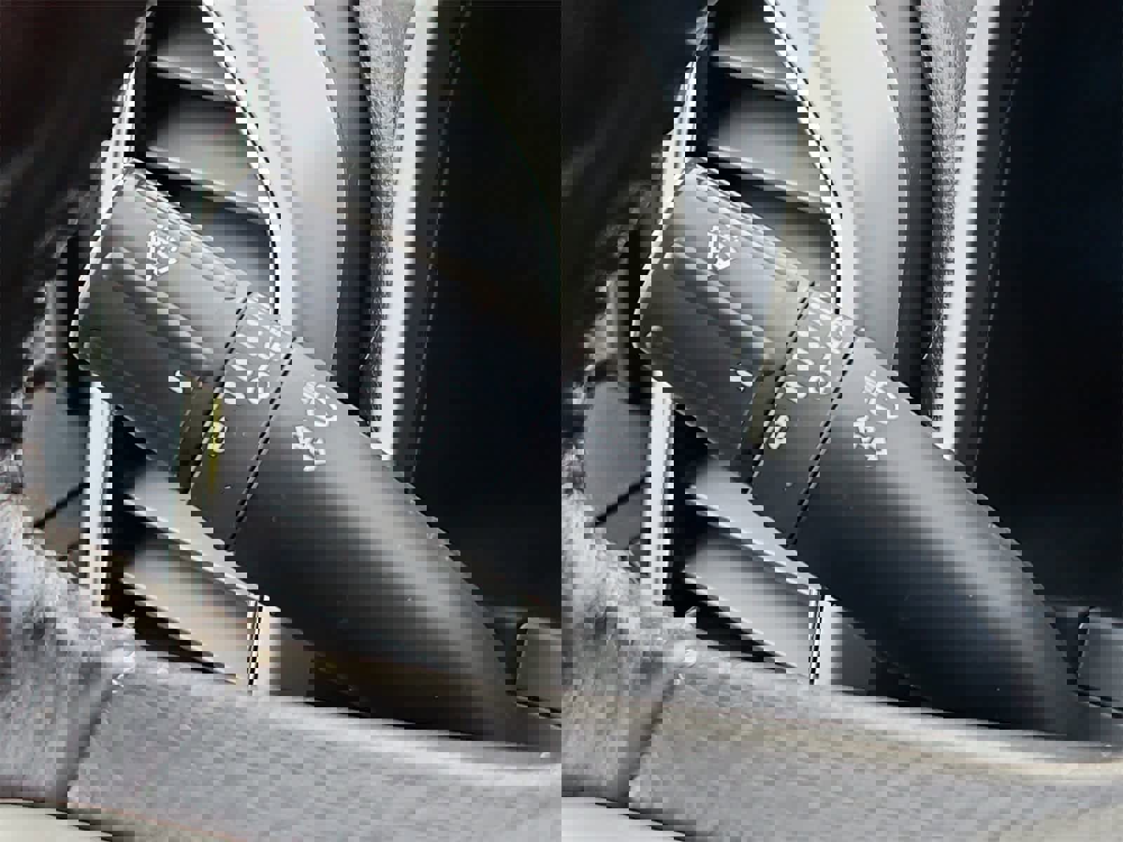 Used 2022 Ford F350 Lariat w/ FX4 Off-Road Package image 26