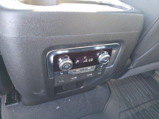 New 2026 GMC Yukon AT4 w/ AT4 Premium Plus Package AWD/4WD image 30
