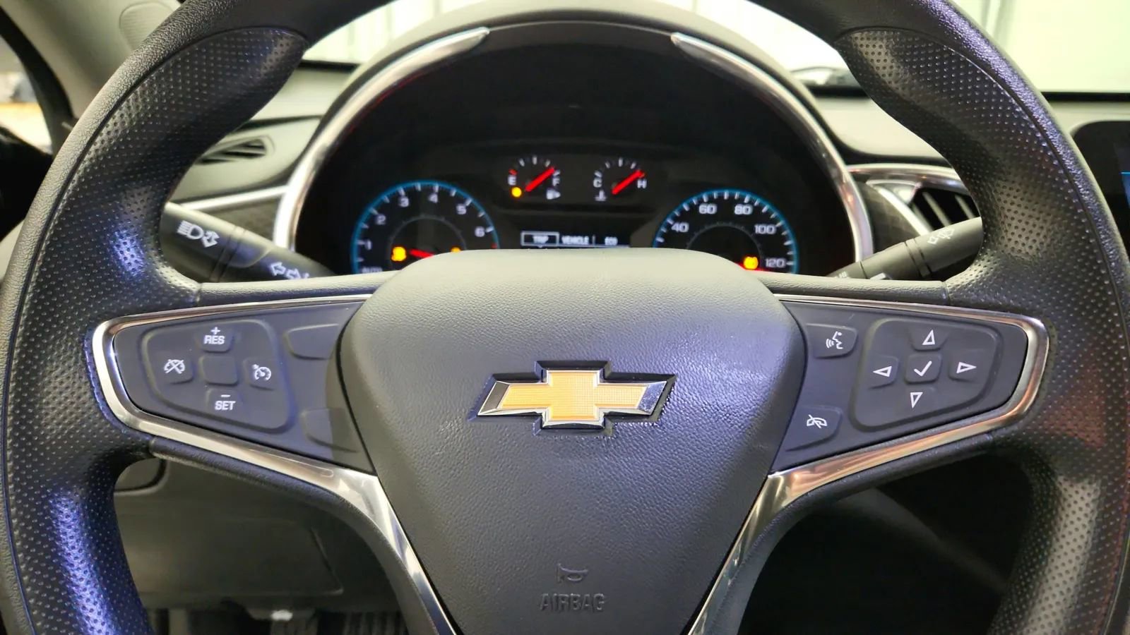 Used 2020 Chevrolet Malibu LT image 23