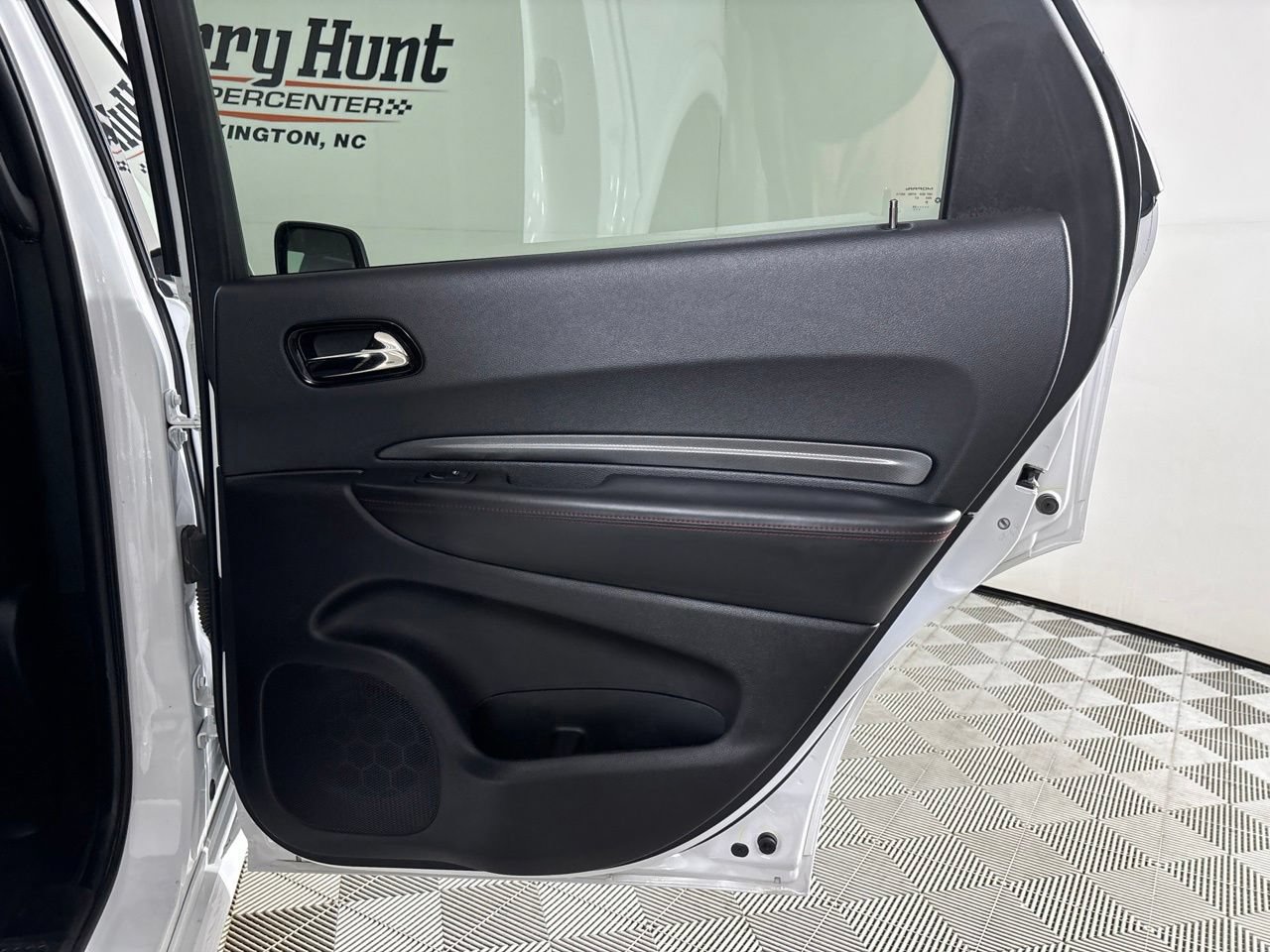 Used 2024 Dodge Durango GT RWD image 27