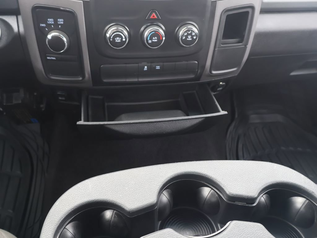 Used 2014 RAM 1500 Express image 17
