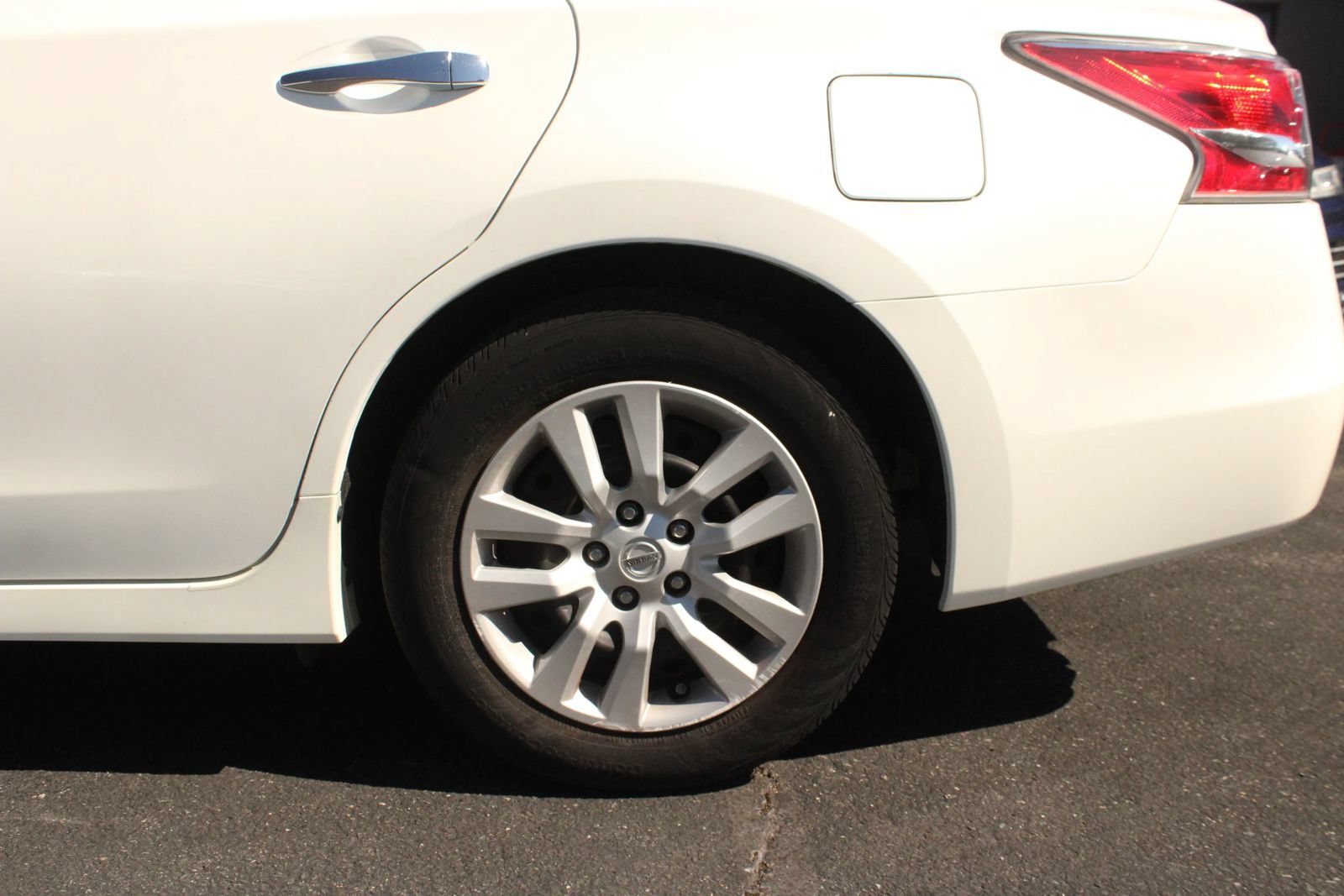 Used 2015 Nissan Altima 2.5 S w/ Power Driver Seat Package FWD image 4