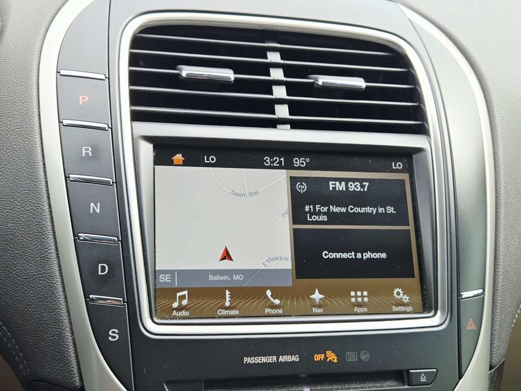 Used 2017 Lincoln MKX Select w/ Select Plus Package FWD image 25