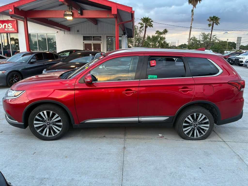Used 2020 Mitsubishi Outlander SEL AWD/4WD image 4