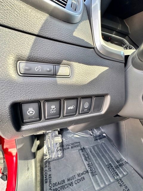 Certified 2024 Nissan Murano Platinum w/ Cargo Package AWD/4WD image 35