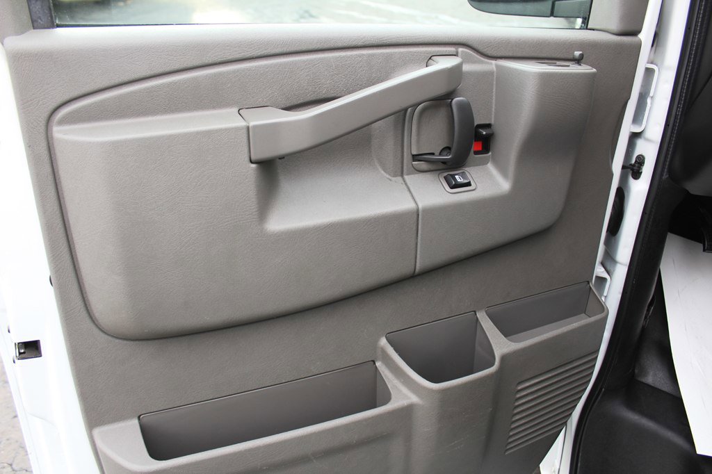 Used 2022 Chevrolet Express 2500 w/ Driver Convenience Package RWD image 20