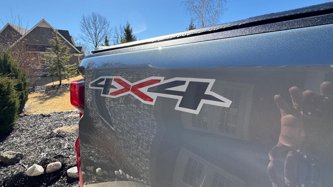 Used 2024 Chevrolet Silverado 2500 Custom w/ Custom Value Package image 39