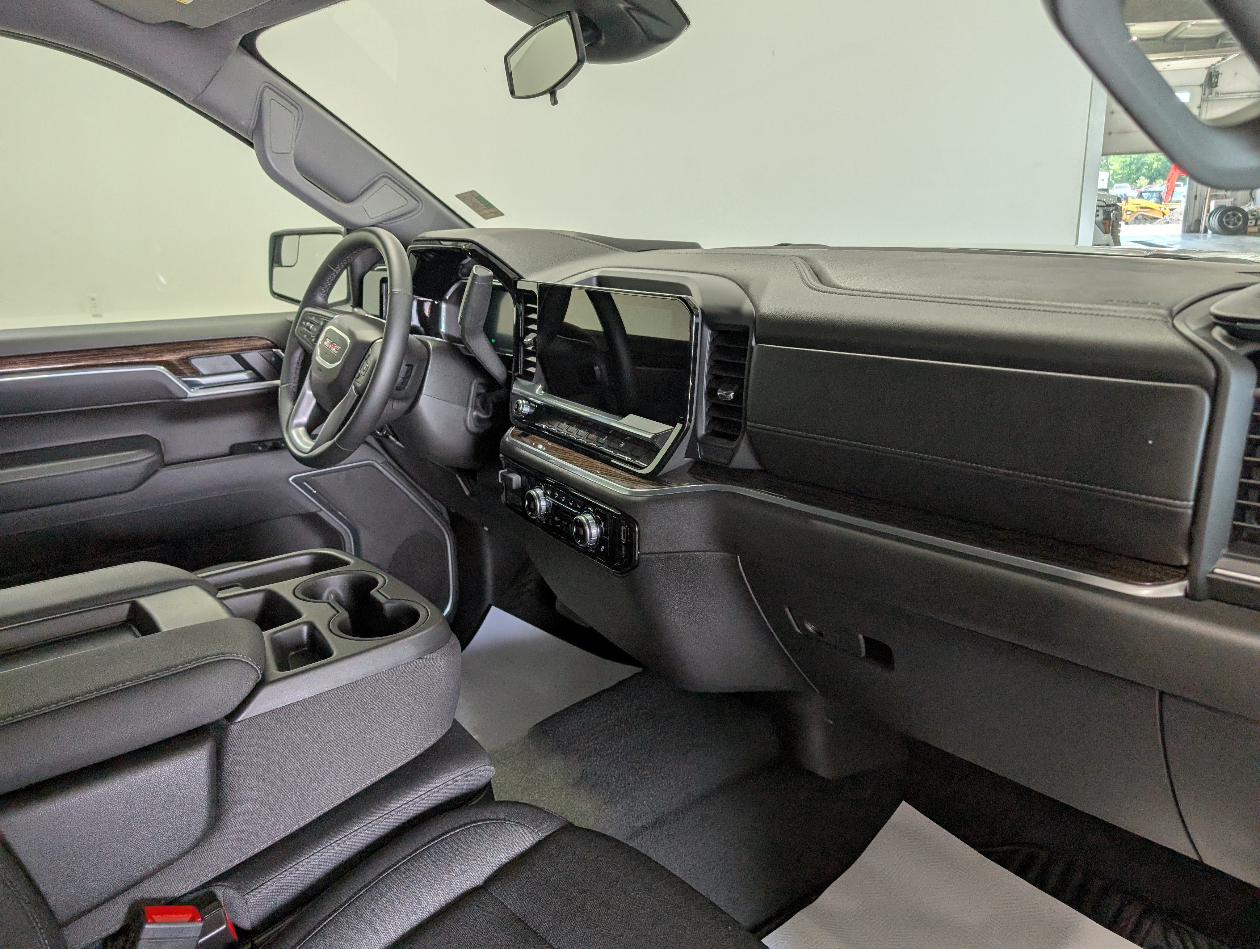Used 2026 GMC Sierra 1500 Elevation AWD/4WD image 19