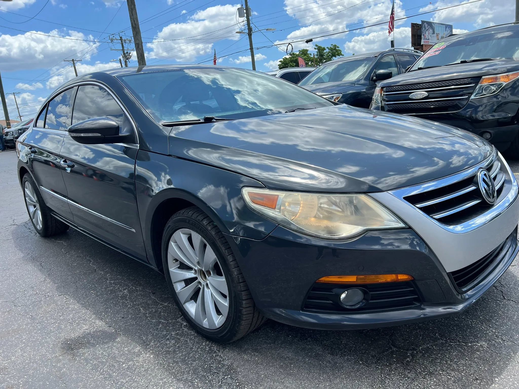 Used 2012 Volkswagen CC R-Line FWD image 4