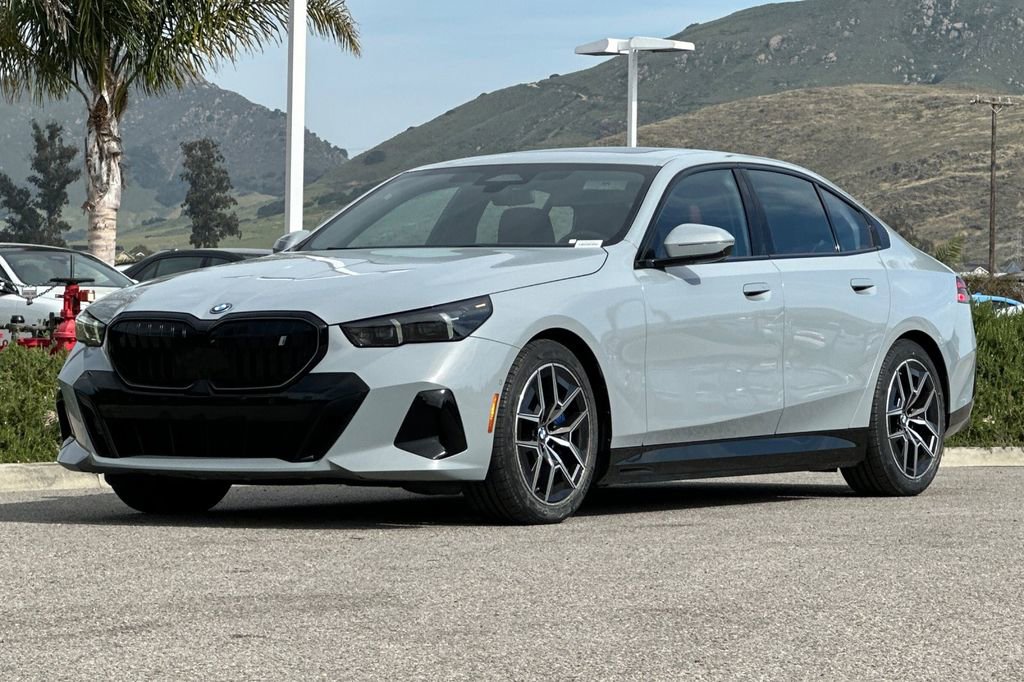 Used 2024 BMW i5 eDrive40i w/ M Sport Package image 7