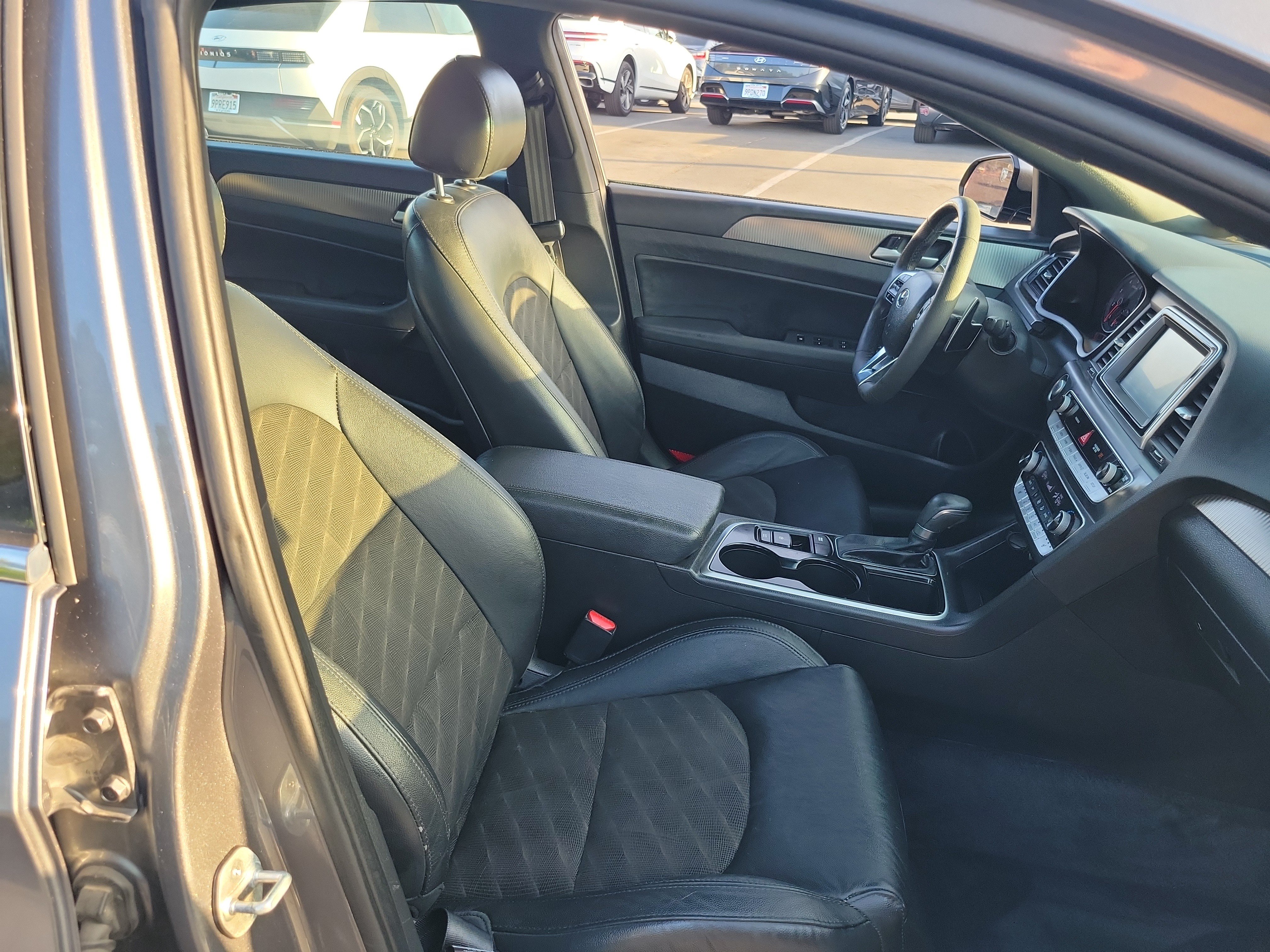 Used 2018 Hyundai Sonata Sport w/ Tech Package 05 FWD image 20