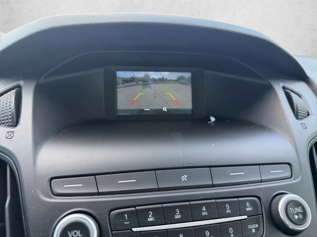 Used 2018 Ford Focus SE FWD image 12
