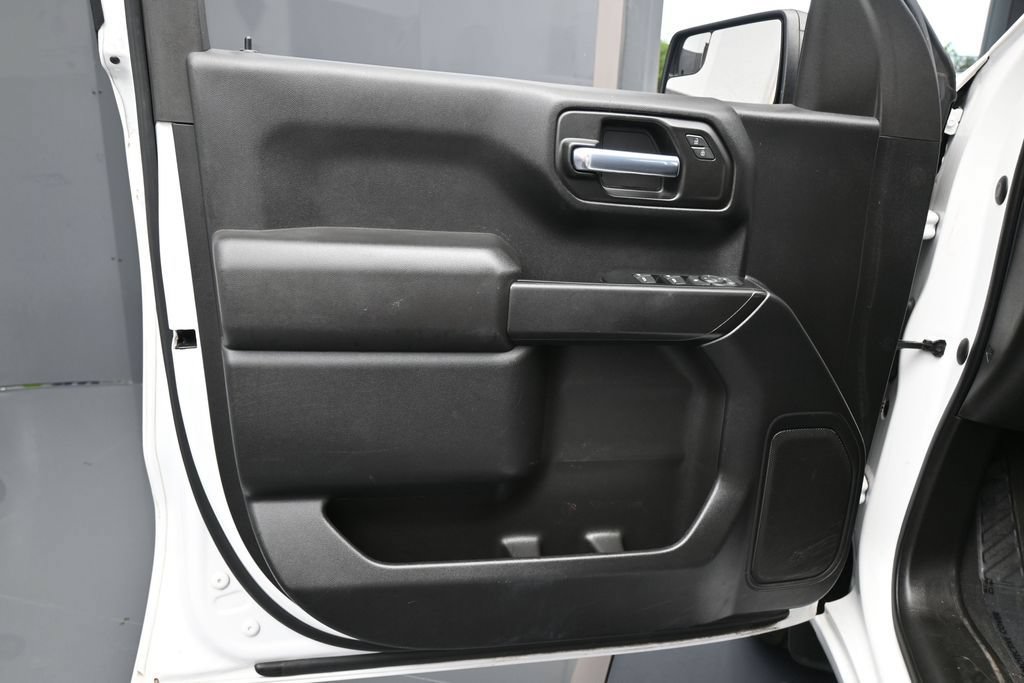 Used 2022 Chevrolet Silverado 1500 Custom RWD image 24