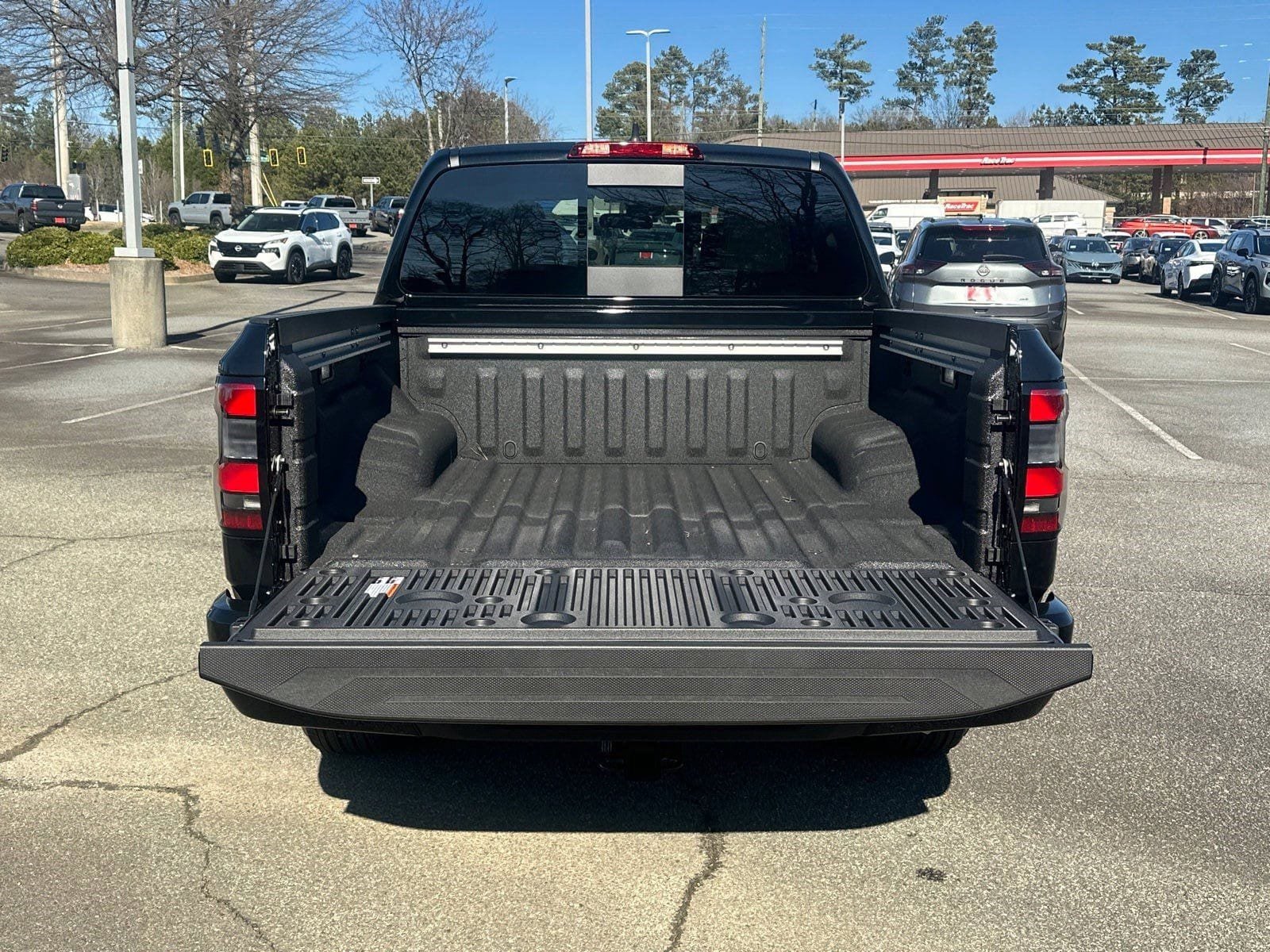 New 2026 Nissan Frontier SV w/ SV Convenience Package RWD image 18