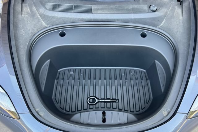 Used 2023 Tesla Model 3 Standard Range RWD image 23