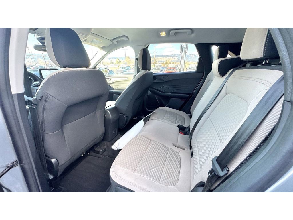 Used 2022 Ford Escape SE image 16