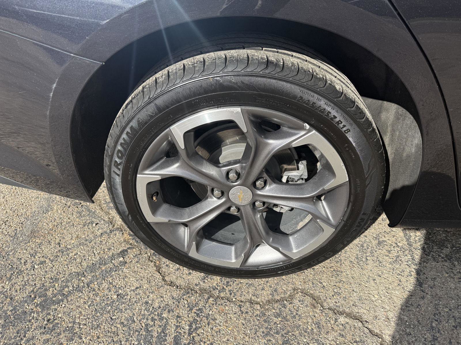 Used 2023 Chevrolet Malibu LT image 42