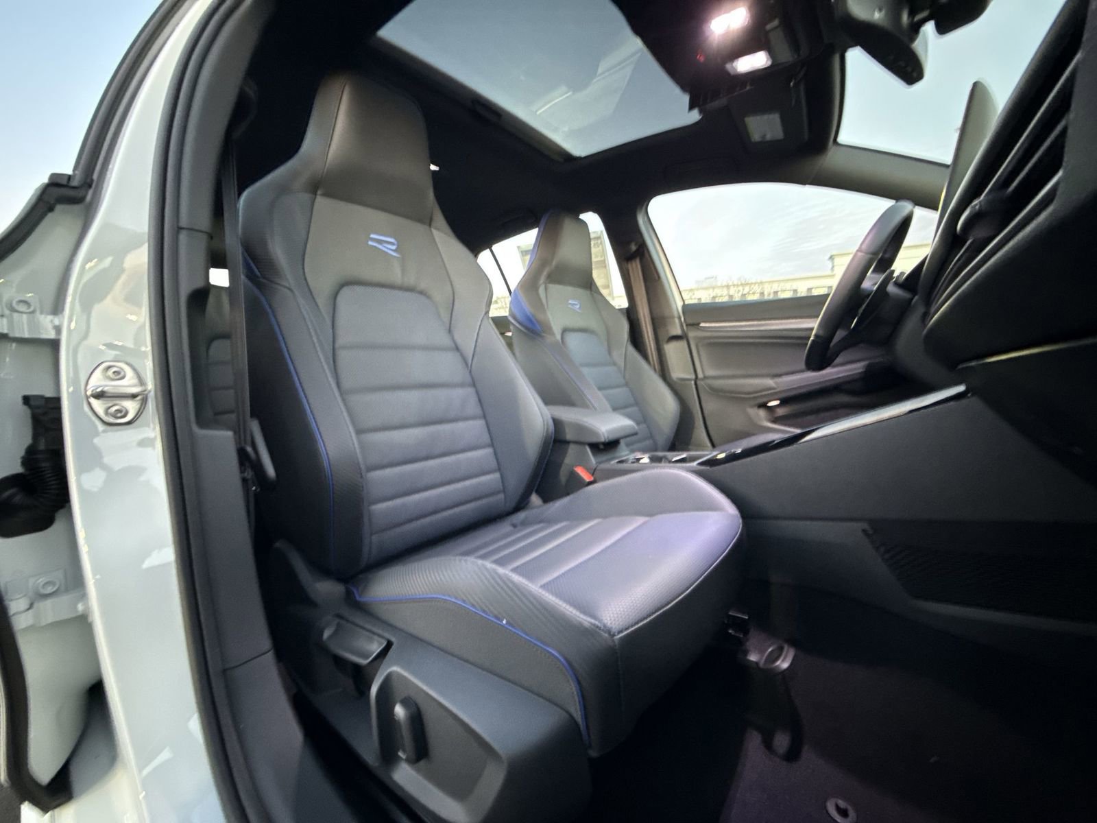 New 2026 Volkswagen Golf image 26