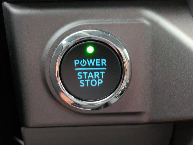 Used 2024 Ford F150 Lightning XLT AWD/4WD image 28