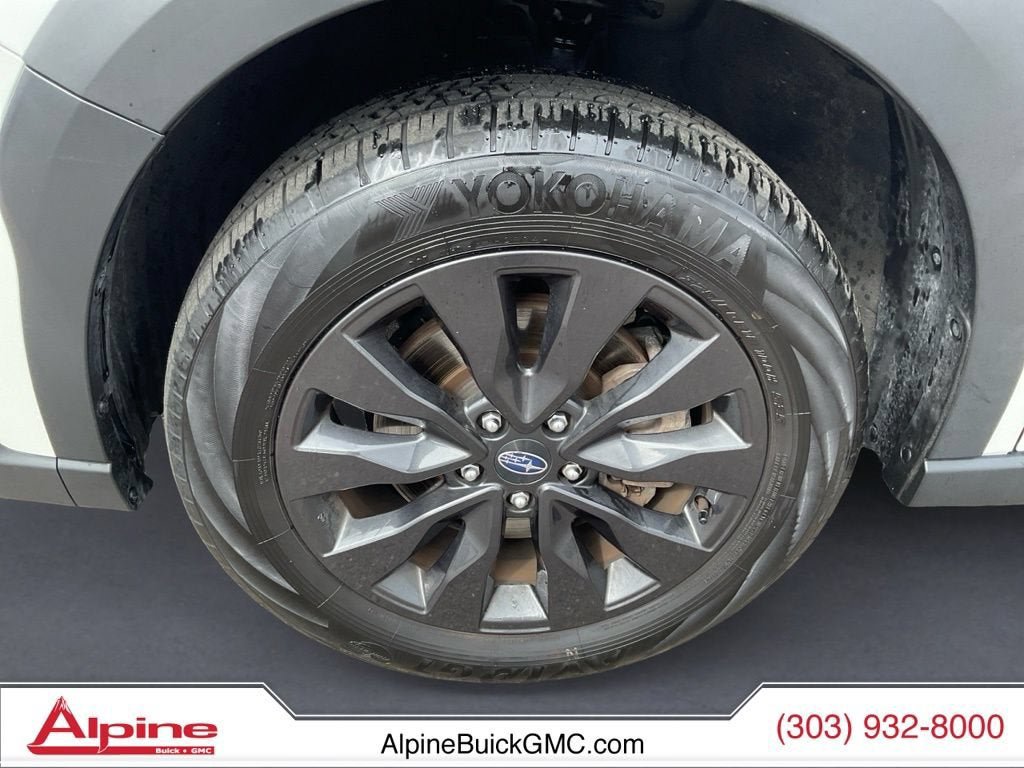 Used 2025 Subaru Outback Onyx Edition AWD/4WD image 14