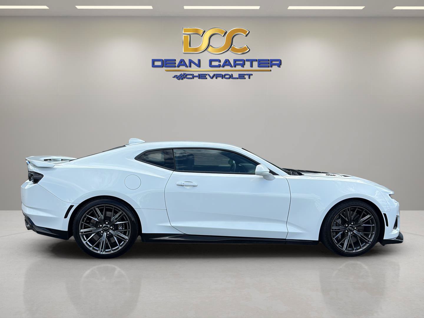 Used 2023 Chevrolet Camaro ZL1 RWD image 6