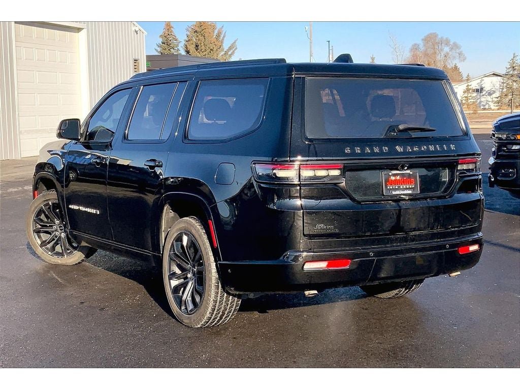 Used 2022 Jeep Grand Wagoneer Series II AWD/4WD image 12