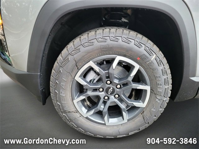 New 2026 Chevrolet Equinox ACTIV w/ Convenience Package III image 9