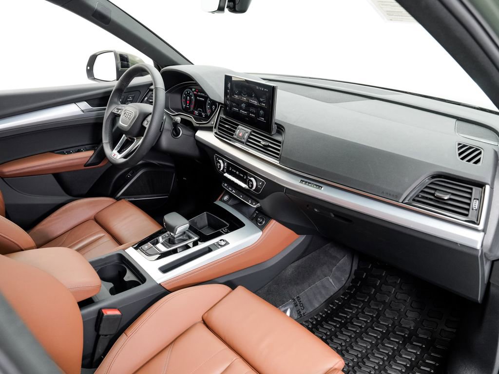 Certified 2024 Audi Q5 2.0T Premium Plus w/ Premium Plus Package AWD/4WD image 22