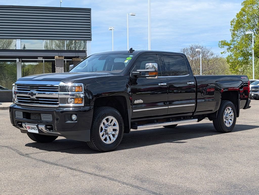 Used 2016 Chevrolet Silverado 3500 High Country w/ Duramax Plus Package AWD/4WD image 4