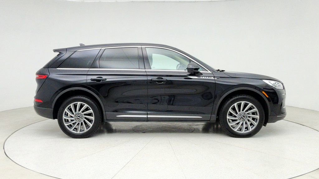 Used 2025 Lincoln Corsair Reserve AWD/4WD image 4
