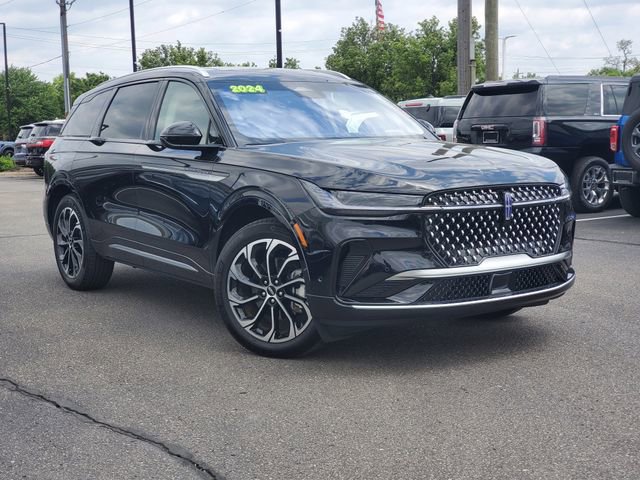 Certified 2024 Lincoln Nautilus Reserve w/ Equipment Group 202A AWD/4WD image 36
